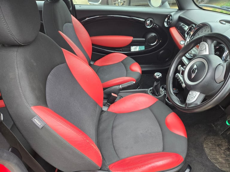 Mini Cooper low mileage