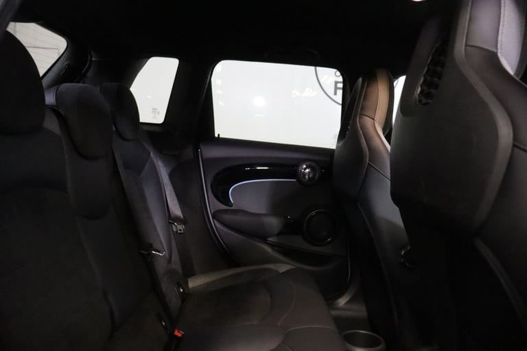 2021 MINI Hatch 2.0 Cooper S Sport Hatchback 5dr Petrol Manual Euro 6 (s/s) (178 ps) Hatchback Pe...