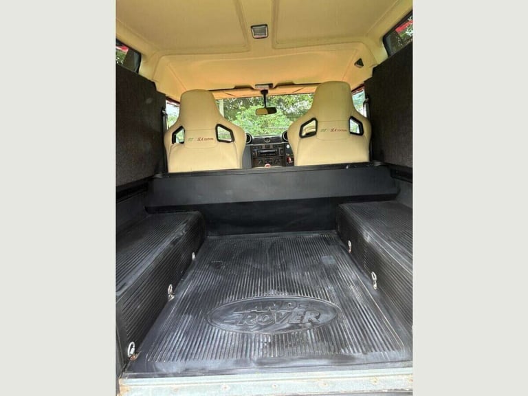 2015 Land Rover Defender XS Hard Top TDCi [2.2] PANEL VAN DIESEL Manual