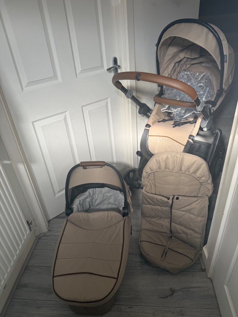 image for Pushchair 2 in 1