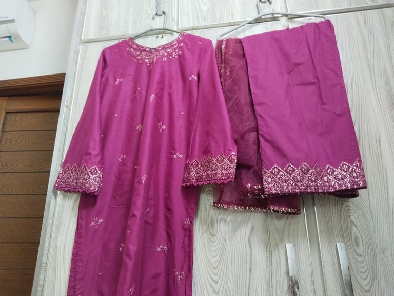 3 piece sitched suit