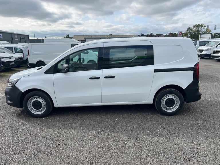 2025 Renault Kangoo LL21 Blue dCi 95 advance crew van MY24 WINDOW VAN Diesel Manual