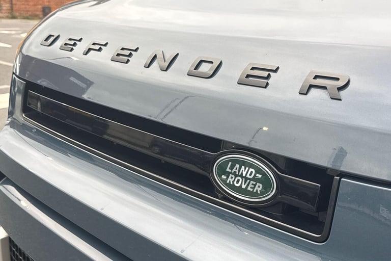 2021 Land Rover Defender 110 3.0 D250 MHEV S Hard Top SUV 5dr Diesel Auto 4WD MWB Euro 6 (s/s) (2...