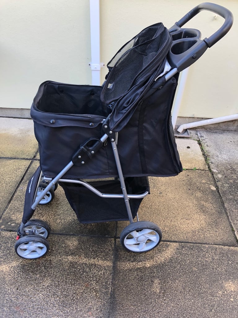 Dog stroller