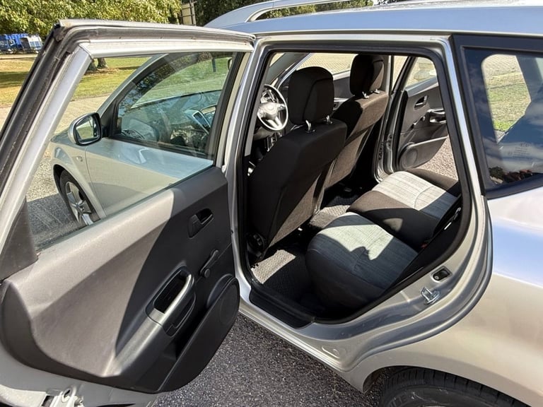 2012 Kia Ceed 1.6 CRDi 2 Sports Wagon 5dr Diesel Auto Euro 5 (113 bhp) Estate Diesel Automatic
