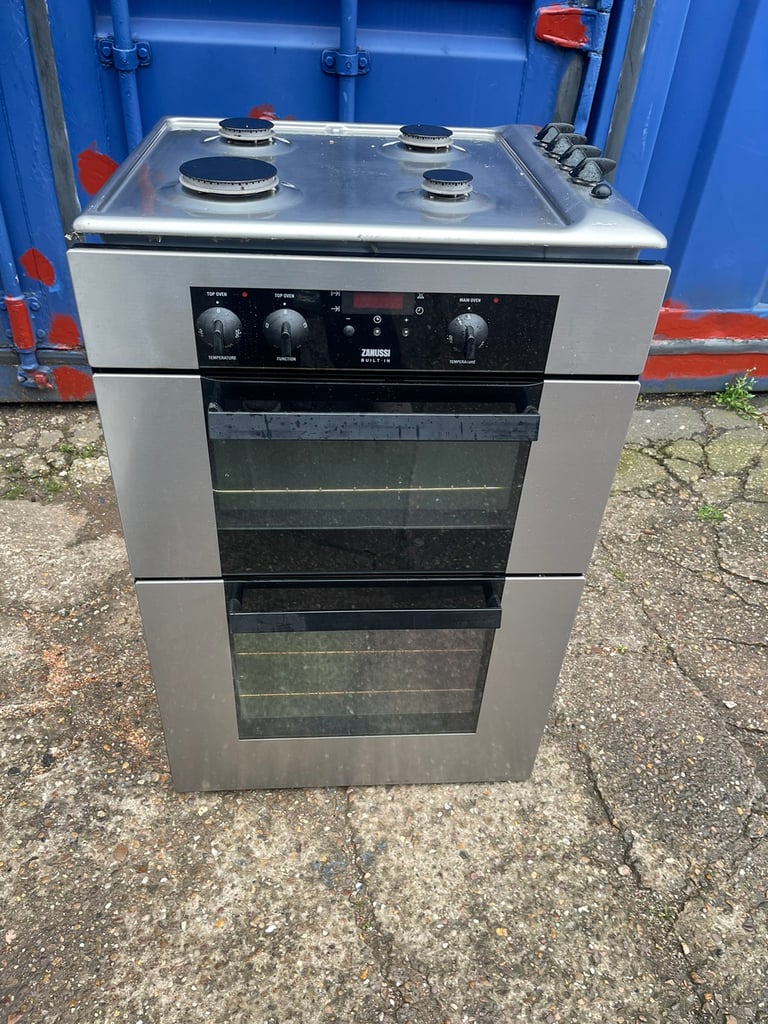 Zanussi Gas Hob and Electric Oven 