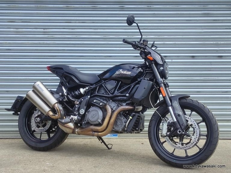 2020 Indian FTR 1200 , Akrapovic Exhaust, Side Pannier