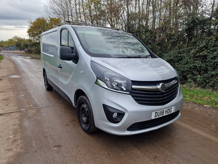 2018 Vauxhall Vivaro Silver Seat Panel Van  93k Miles  Drives Well  SparesRep