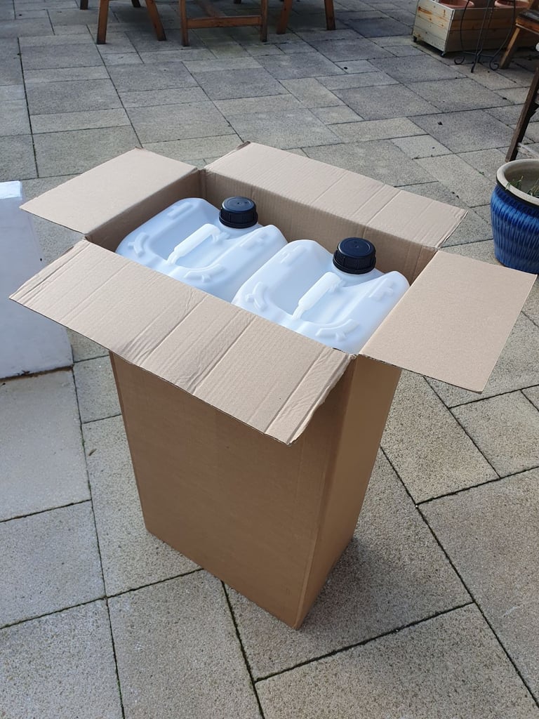 4 x 25L Plastic Water Containers