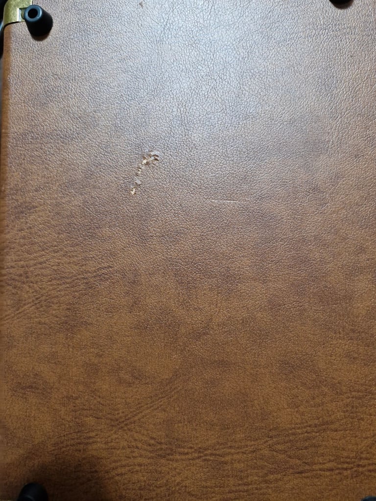 Gpo record player in case