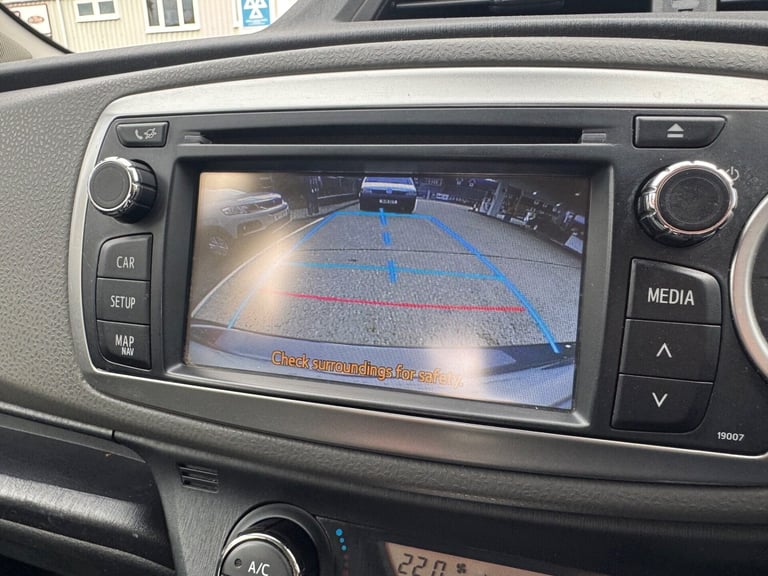 2014 Toyota Yaris 1.33 VVT-I ICON PLUS Hatchback Petrol Manual