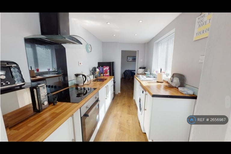 3 bedroom house in Ainsworth Street, Stoke-On-Trent, ST4 (3 bed) (#2656987)