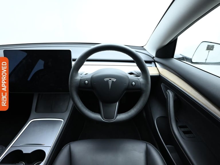 2021 Tesla Model 3 Standard Range Plus Saloon 4dr Electric Auto RWD (241 bhp) Saloon ELECTRIC Aut...