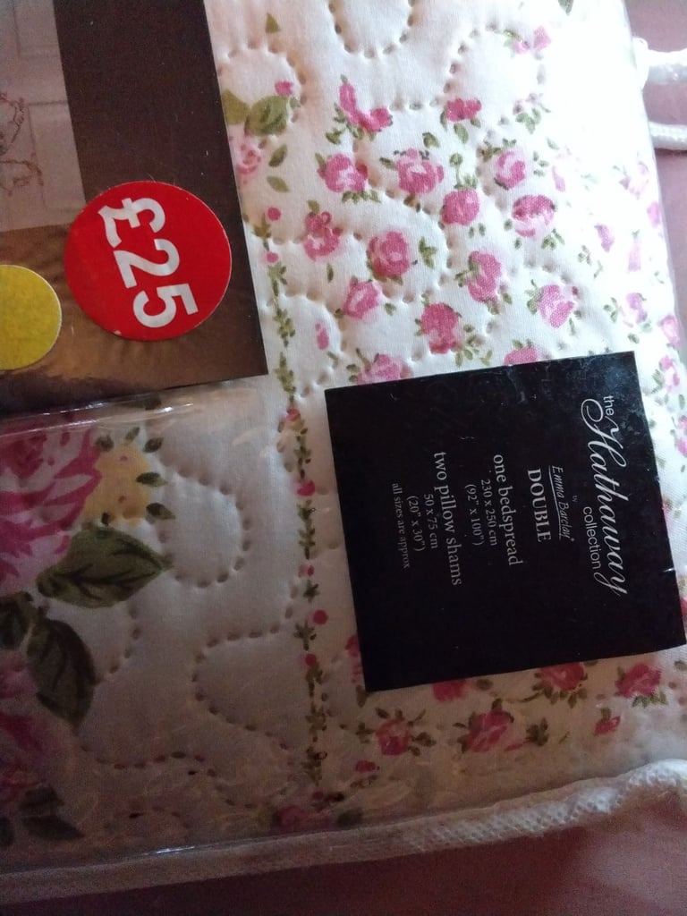 New floral pattern duvet cover set in a double 