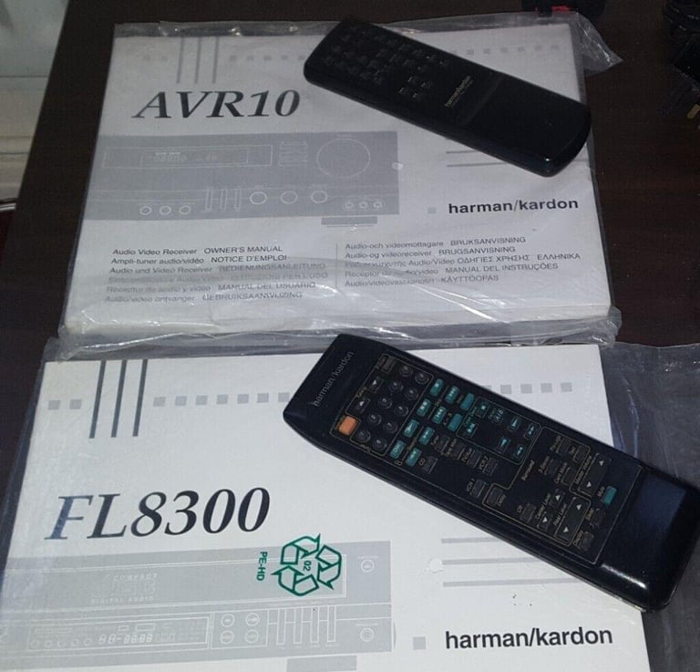 Harman Kardon AVR10 Receiver/Harman Kardon FL8300 FL8300 Plays 5 CD 