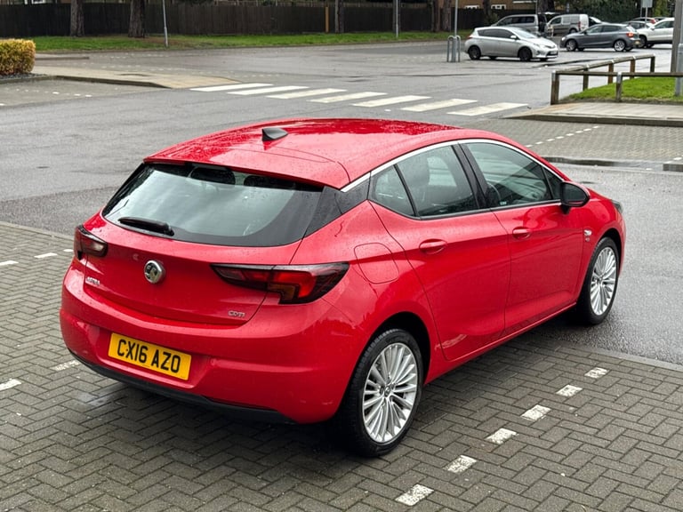  Vauxhall Astra 1.6 CDTi BlueInjection Elite Nav Auto Euro 6 5dr Diesel Automatic
