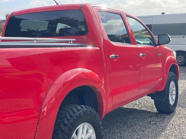2013 Toyota Hilux Invincible D/Cab Pick Up 3.0 D-4D 4WD 171 PICK UP DIESEL Manual