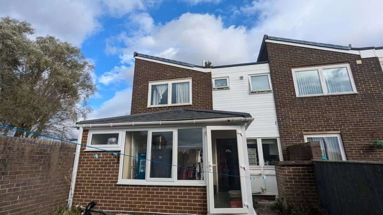 3 bedroom house to let