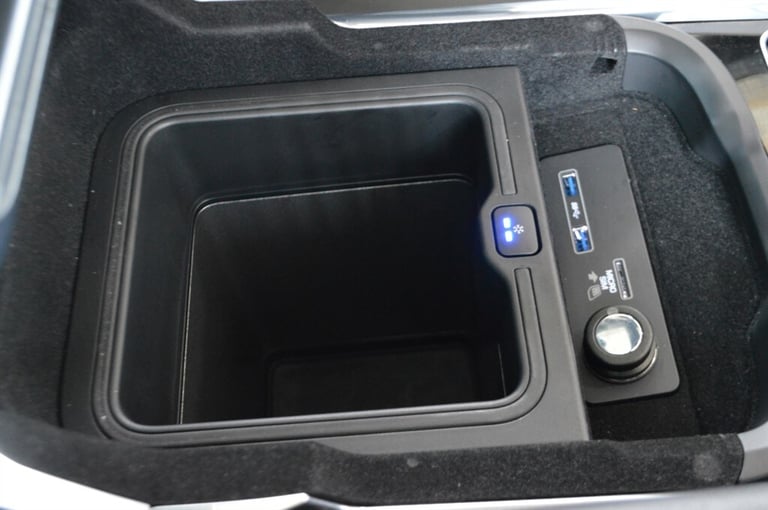 2022 Land Rover Range Rover Sport 3.0 D300 MHEV HSE Dynamic Black SUV 5dr Diesel Auto 4WD Euro 6 ...