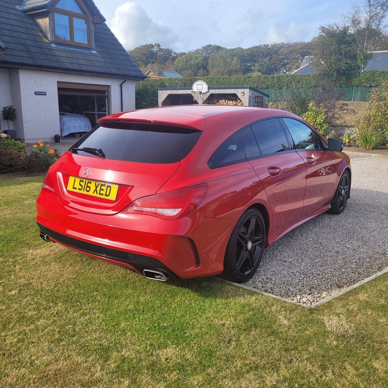 Mercedes CLA220D AMG Sport shooting brake