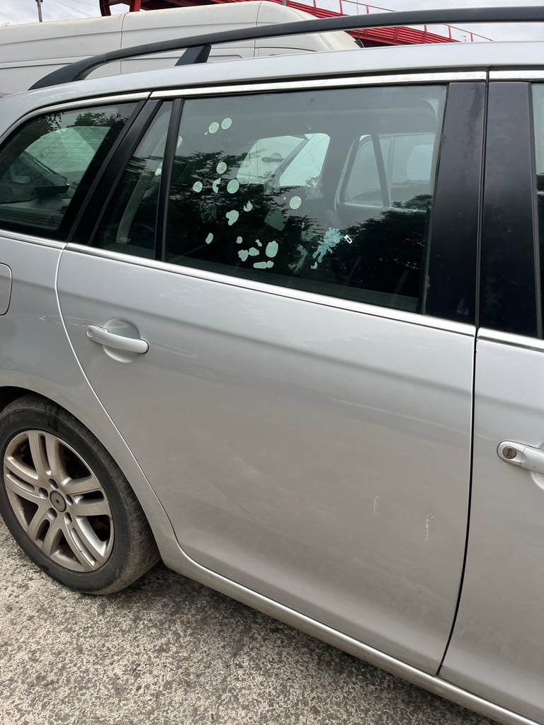 VW GOLF MK6 ESTATE FOR BREAKING IN SILVER LA7W 08-12 
