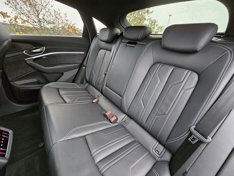 Audi E-TRON S LINE 55 QUATTRO 2021  **PAN ROOF**