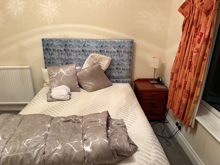 luxury en suite room in alum chine
