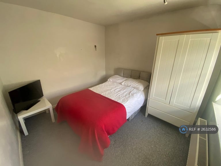 4 bedroom house in Railway Cottages, Kimberley, Nottingham, NG16 (4 bed) (#2632586)