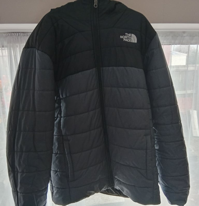 NORTH FACE REVERSABLE JACKET