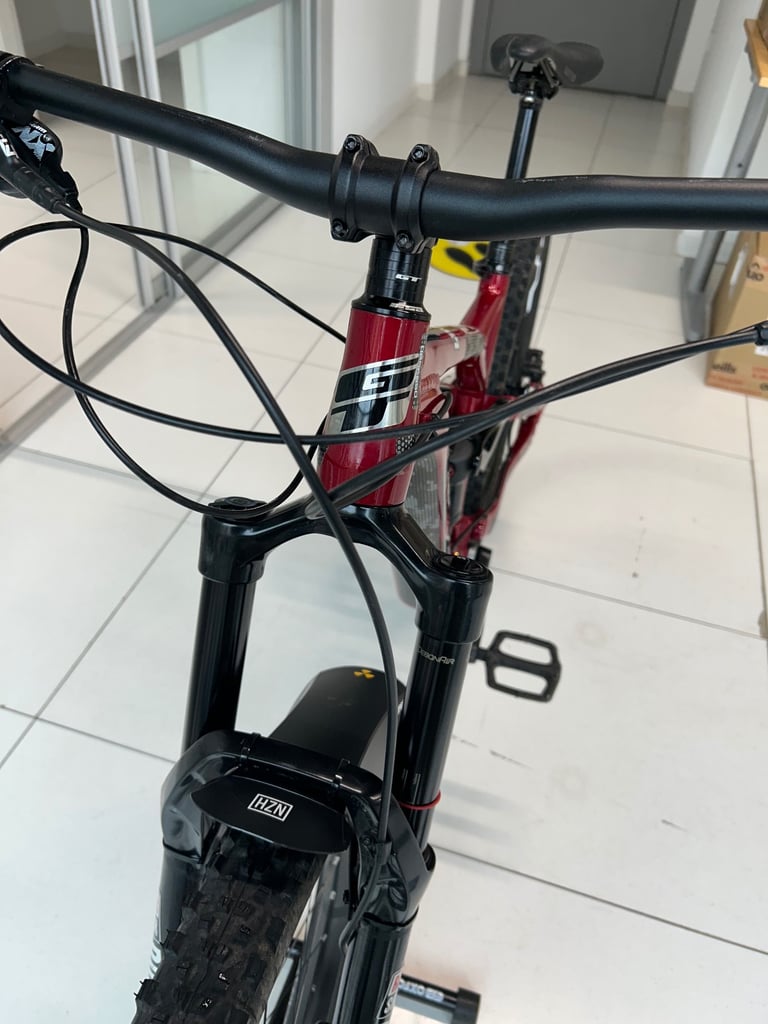 GT Force Comp Full Suspension Mountain Bike Men’s MTB Enduro Medium 27.5” Trail