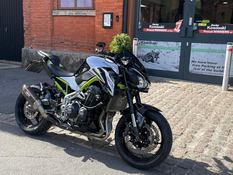 2019 / 69 reg Kawasaki Z900 Performance naked motorcycle in White