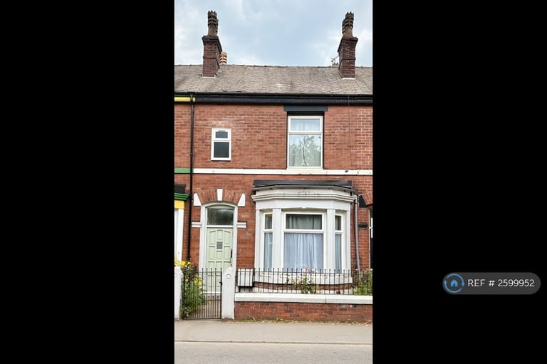 3 bedroom house in Church Street West, Radcliffe, Manchester, M26 (3 bed) (#2599952)