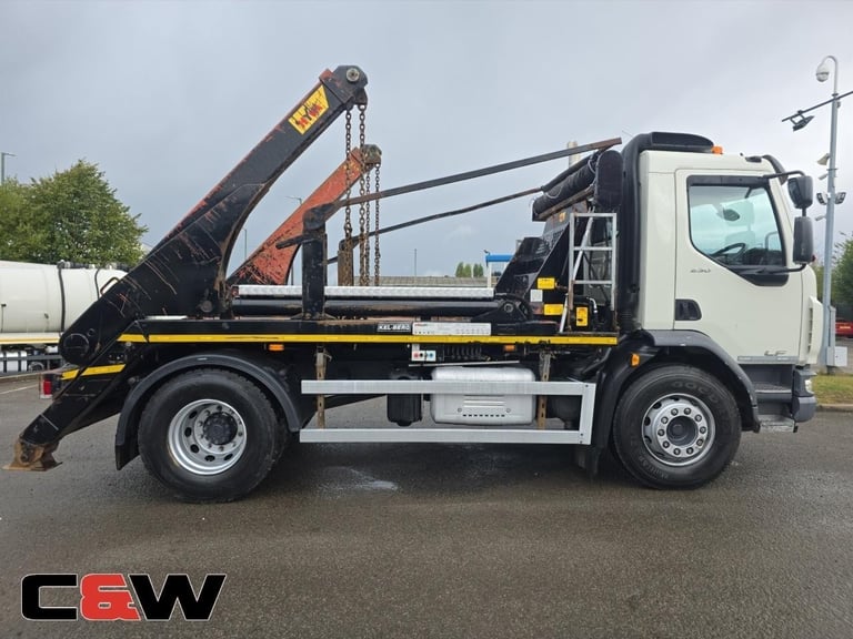 2022 (22) DAF FA LF 230 18T 4x2 Skip Loader - 166,000KMS