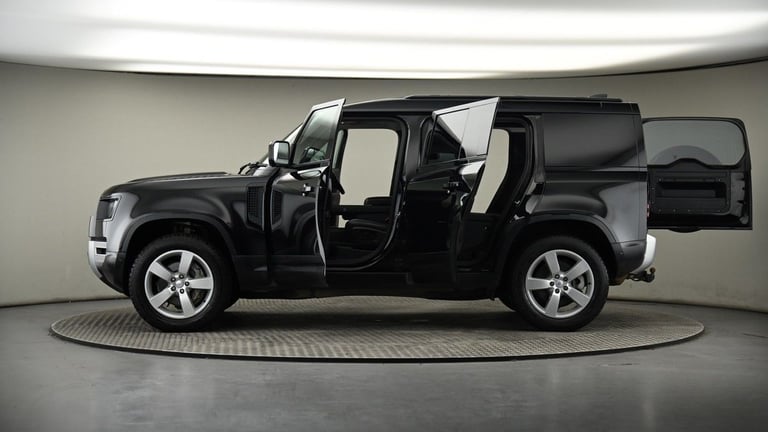 2022 Land Rover Defender 110 3.0 D300 MHEV HSE Hard Top SUV 5dr Diesel Auto 4WD MWB Euro 6 (s/s) ...
