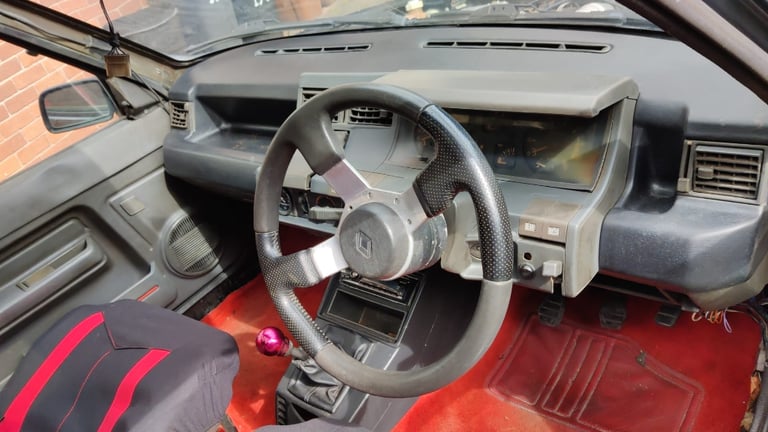 Renault 5 Gt turbo project for restoration 