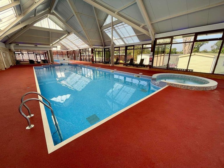 OWNER ONLY CARAVAN PARK / SITED STATIC CARAVAN FOR SALE / NORTH WALES / LL17 0EW