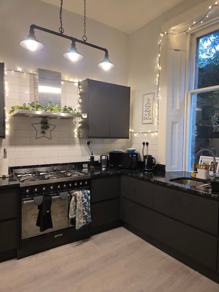 2 Bedroom Glasgow West End Flat (short let)