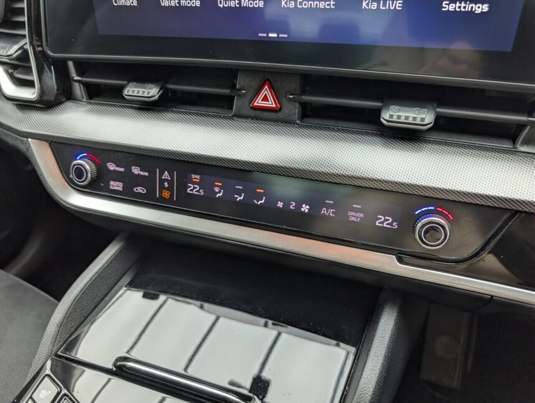 2023 Kia Sportage 1.6 h T-GDi GT-Line SUV 5dr Petrol Hybrid Auto Euro 6 (s/s) (226 bhp) LANE  EST...