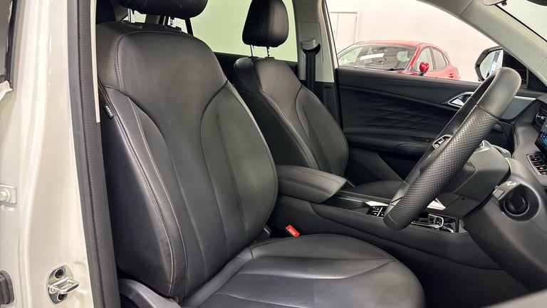 2024 MG MG HS 1.5 T-GDI Trophy 5dr DCT Petrol Hatchback Hatchback Petrol Automatic