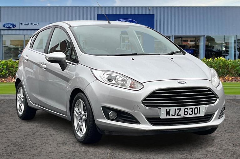 2013 Ford Fiesta 1.25 82 Zetec 5dr HATCHBACK PETROL Manual