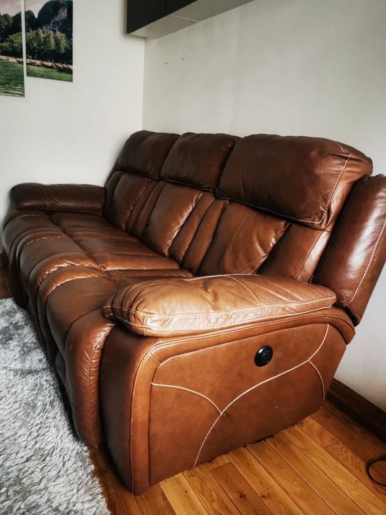3 SEAT LEATHER SOFA
