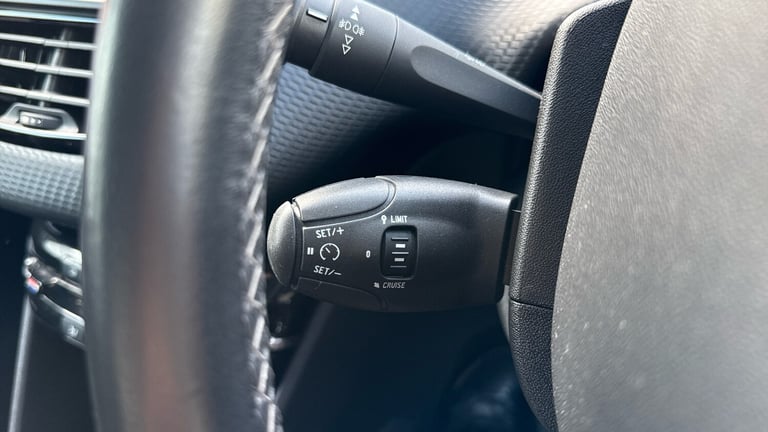 2019 Peugeot 208 1.2 PureTech Tech Edition Hatchback 5dr Petrol Manual Euro 6 (s/s) (82 ps) Hatch...