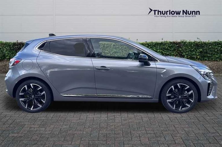 2025 Renault Clio 1.6 E-TECH techno Hatchback 5dr Petrol Hybrid Auto Euro 6 (s/s) (145 ps) Hatchb...
