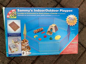 Sammy’s Indoor/Outdoor Playpen