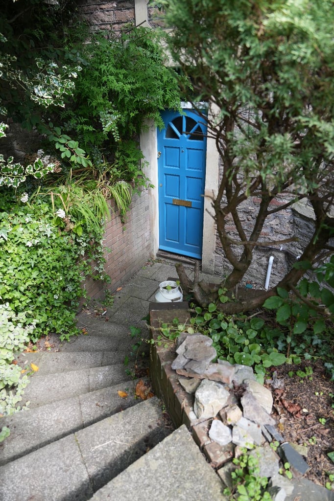 Large 1 bed flat near Whiteladies Road inc fast broadband and all bills