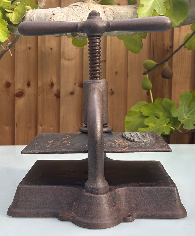 ANTIQUE FRENCH CAST IRON BOOK PRESS, NOTAIRE COPY BINDING PRESS - L CREPIN DOUAI, 1900s - WILL POST!