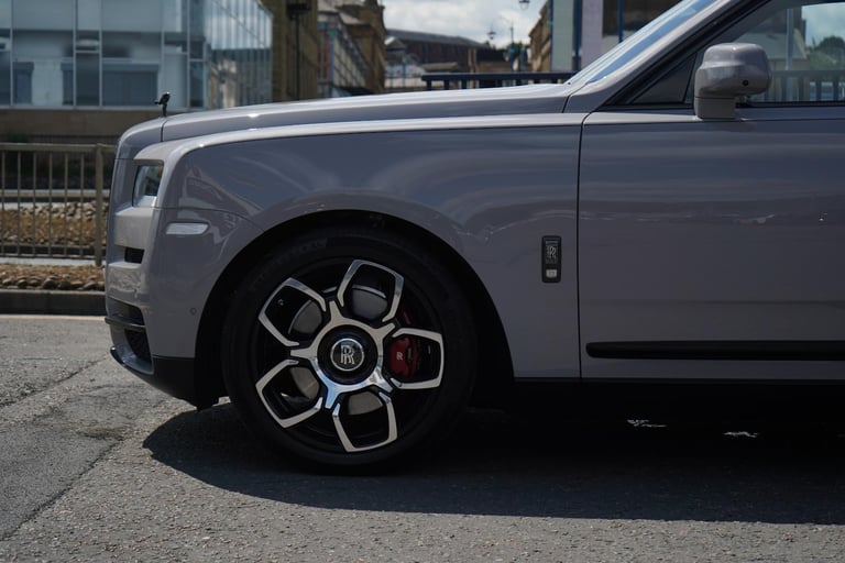 Rolls-Royce Cullinan 6.75 V12 Black Badge Auto 4WD Euro 6 5dr