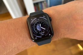 Apple Watch SE (2022) - Opened, Never used