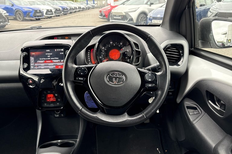 2021 Toyota AYGO 1.0 VVT-i X-Trend TSS 5dr x-shift Hatchback Petrol Automatic