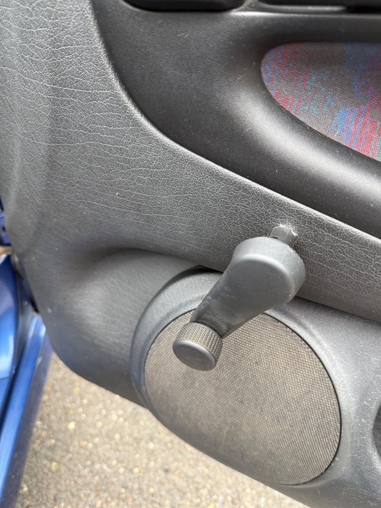 Volkswagen, POLO, Hatchback, 1999, Automatic, 1390 (cc), 3 doors